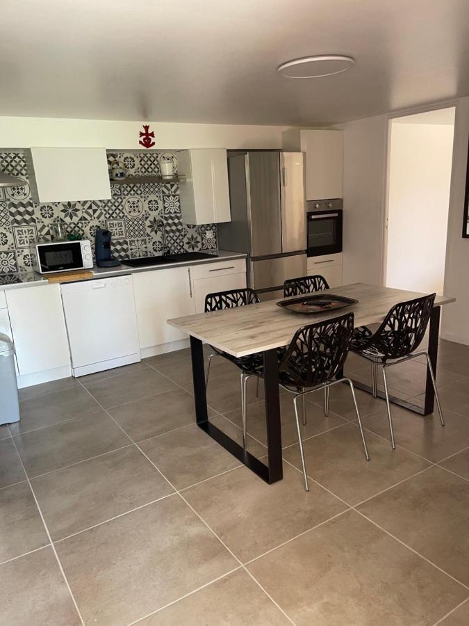 Appartement Les Flo Location à Aigues-Mortes Extérieur photo